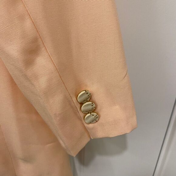 Women's Long Sleeve Suit Jacket/Blazer. Peach. Medium. Business Casual. Preppy. - Picture 9 of 13